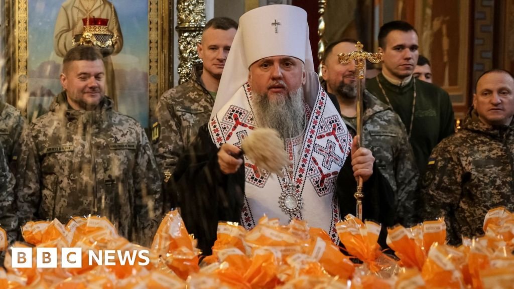 Russia and Ukraine agree to Orthodox Easter truce