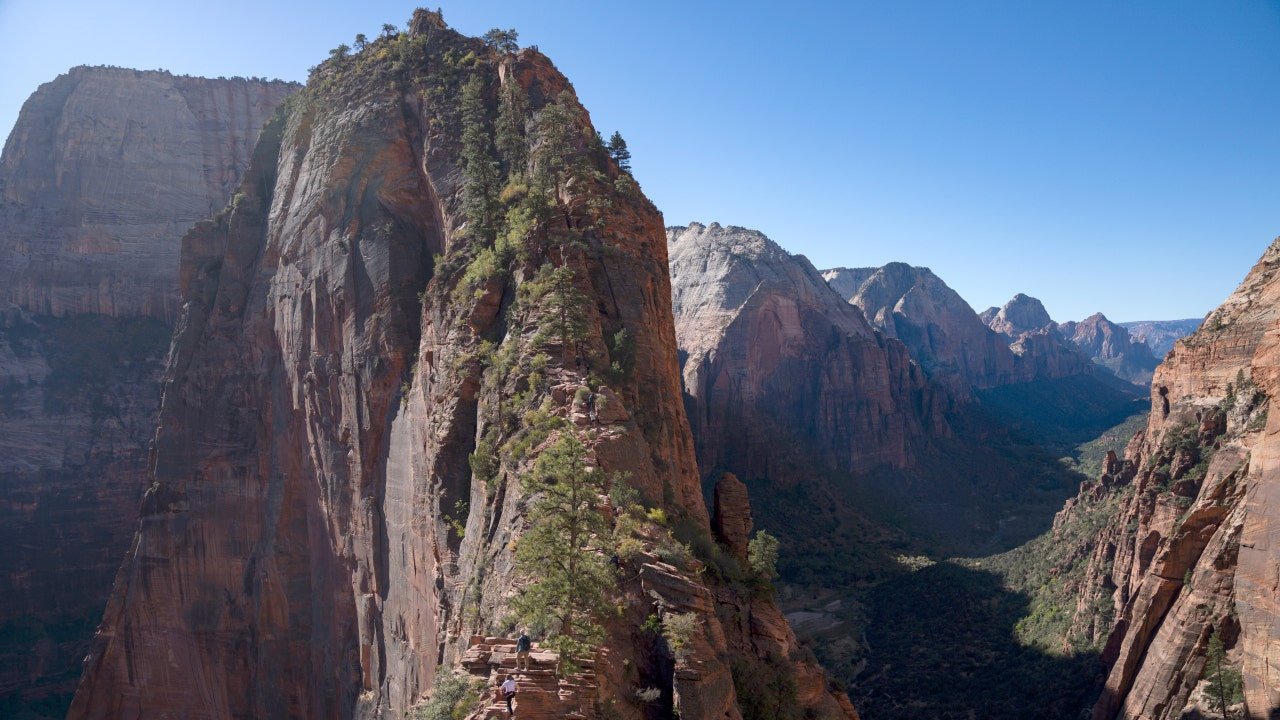 Texas hiker dies after fatal fall from Angels Landing trail in Zion