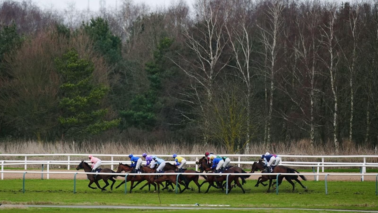 Racing today comes from Southwell