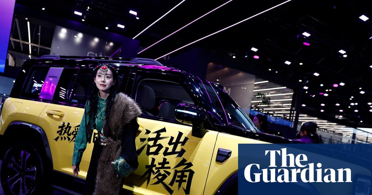 ‘Look, no hands’: China chases the driverless dream at Beijing car show | Self-driving cars
