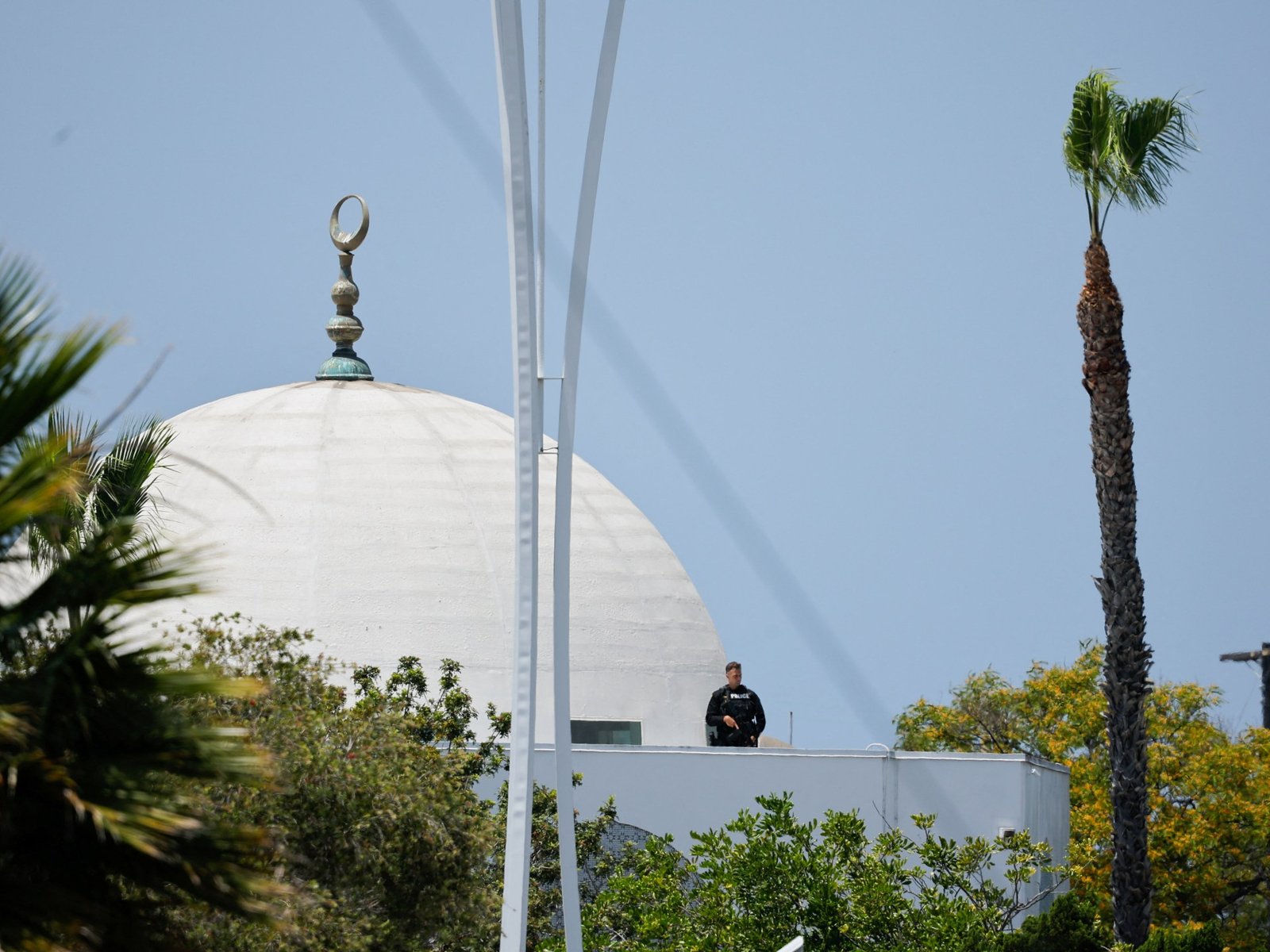 Police say they are responding to ‘active shooter’ at San Diego mosque | Gun Violence News
