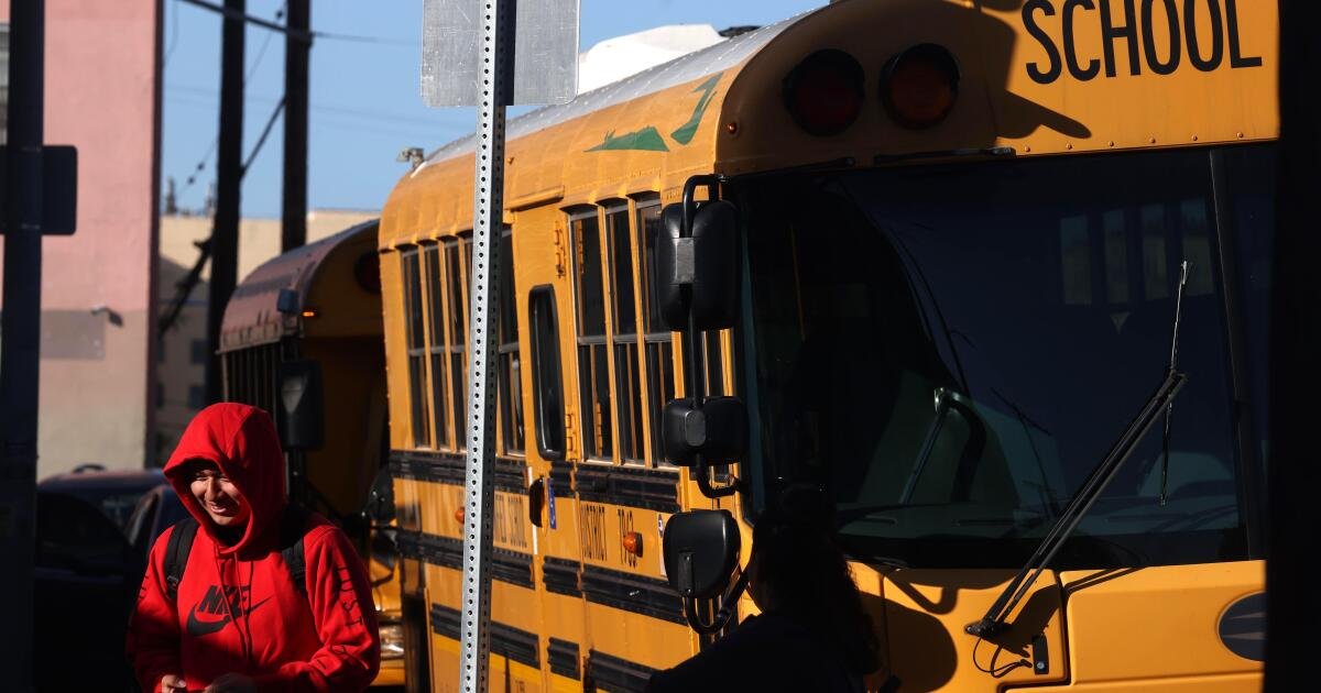 LAUSD school board incumbents ahead in early returns in races devoid of pro-charter money