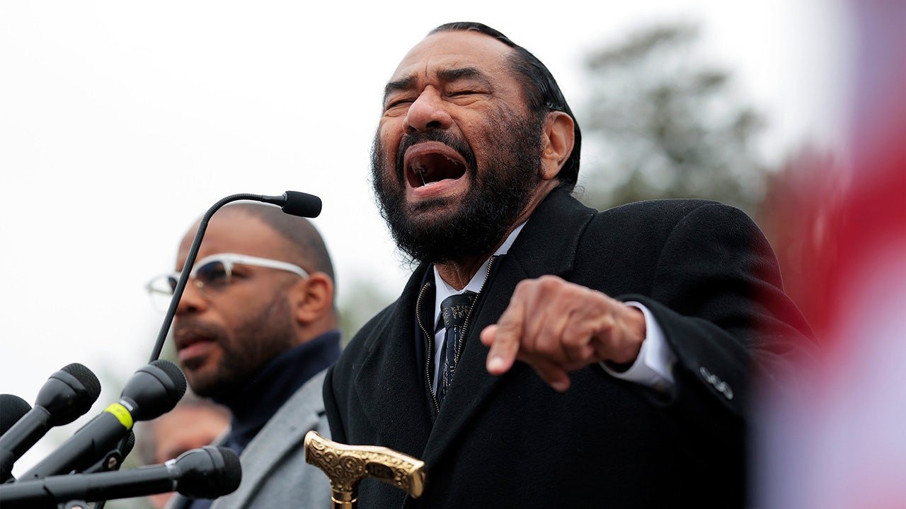 Rep. Al Green calls DHS Secretary Mullin 'racist' at committee hearing