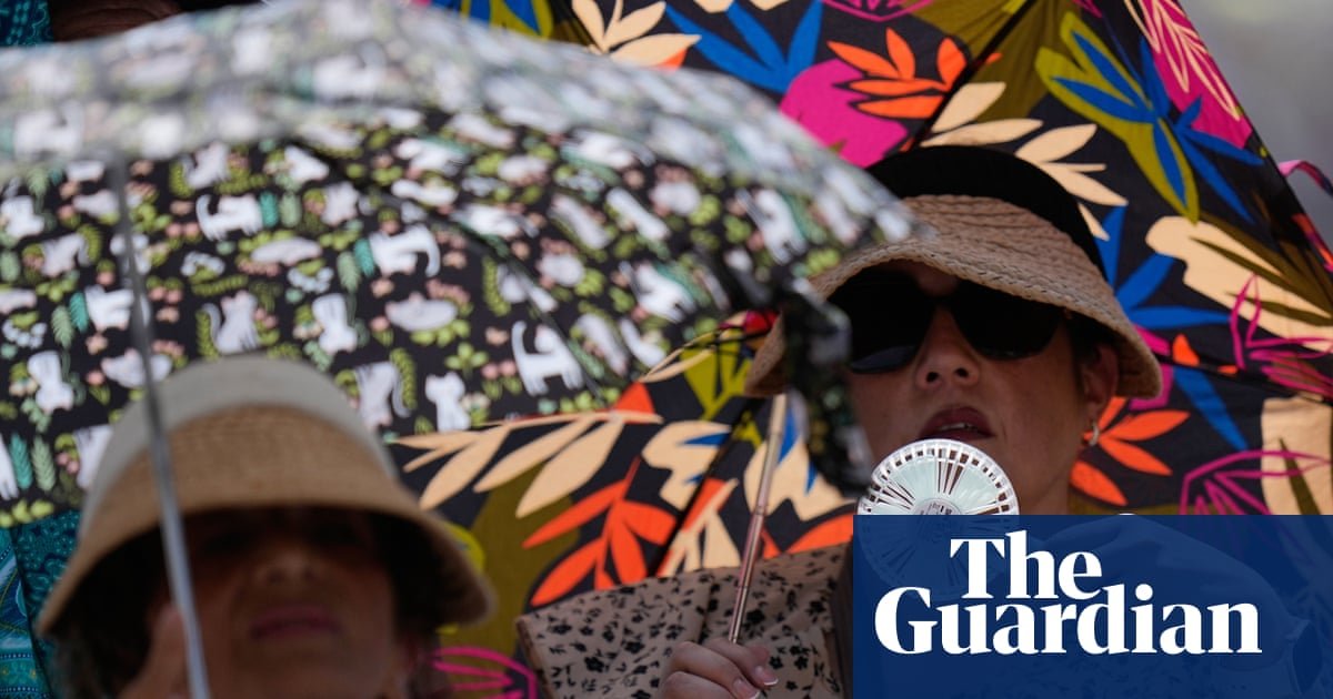 What to wear in extreme heat: five tips for keeping it cool | Well actually