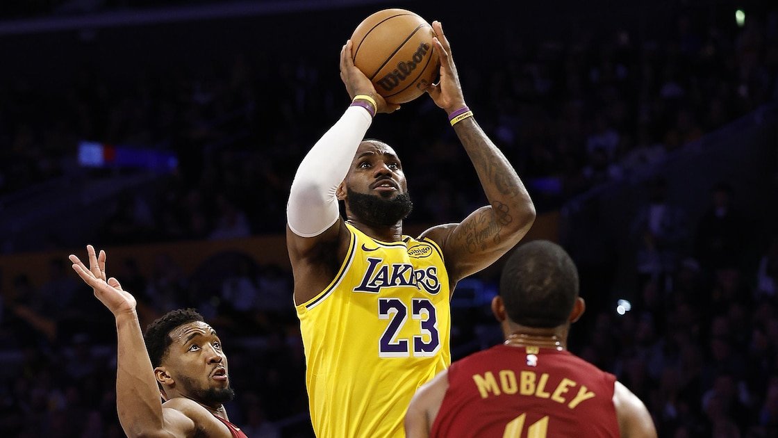 Donovan Mitchell Makes Pitch to LeBron James to Join Cavs in Video Amid NBA Free Agency Rumors