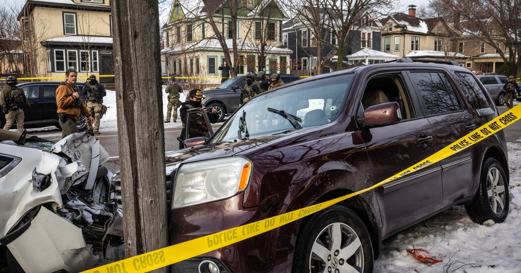 Federal Agents Were Told FBI Will No Longer Investigate ICE Confrontations