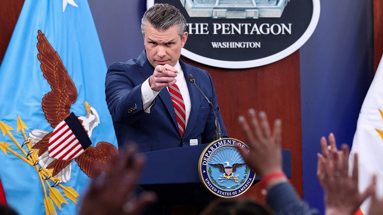 Pete Hegseth creates task force with DOJ to prosecute leakers to media