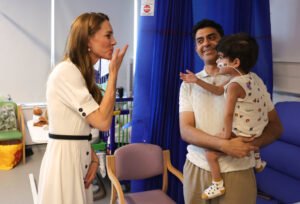 The Princess of Wales charms children on visit to Evelina London
