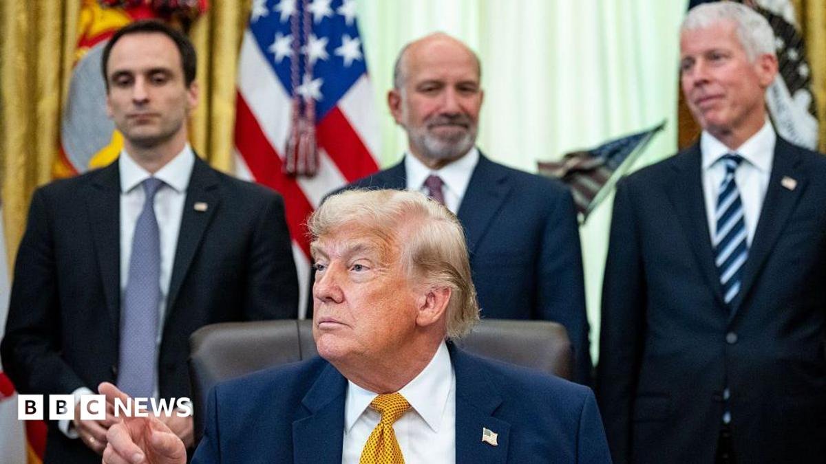 Michael Kratsios, director of the White House Office of Science and Technology Policy, from left, US President Donald Trump, Howard Lutnick, US commerce secretary, and Chris Wright, US energy secretary, during an executive order signing in the Oval Office of the White House in Washington, DC, US, on Monday, June 22, 2026.