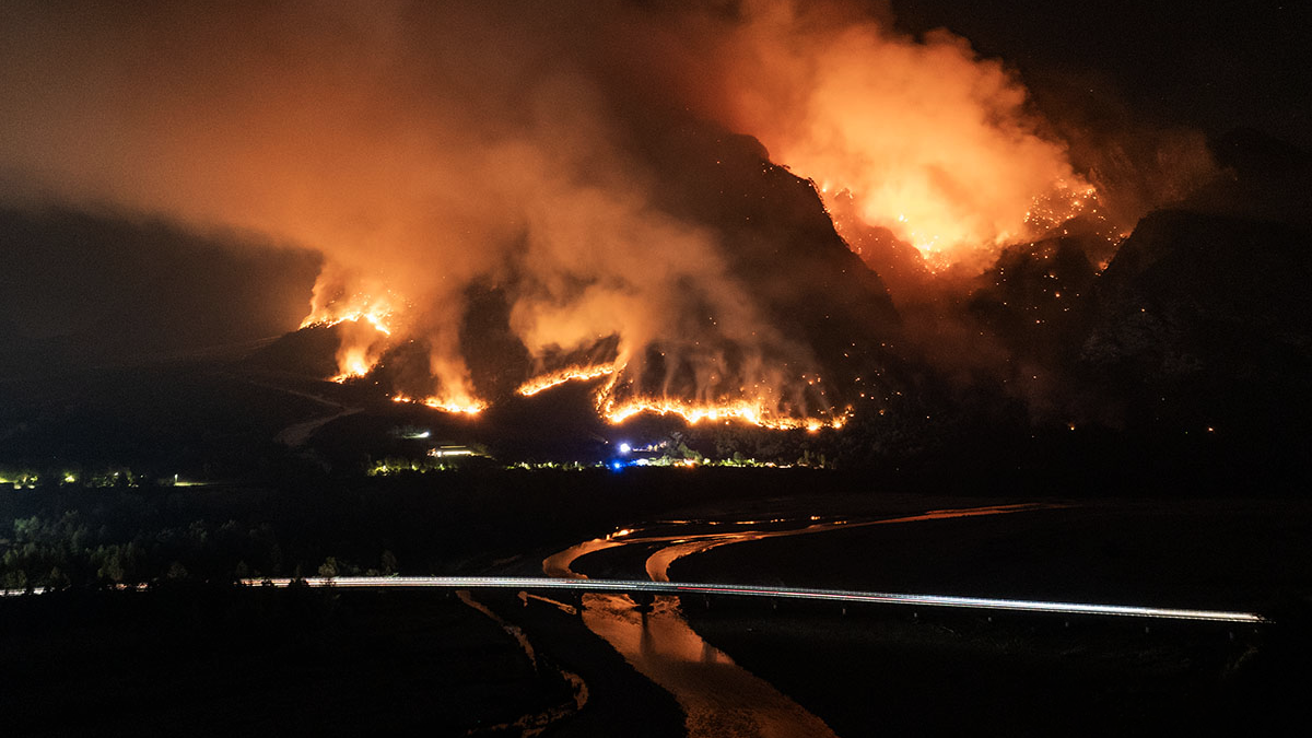 Monte Amariana Wildfire Battle Ends as Rain and Air Strikes Contain Raging Carnia Blaze