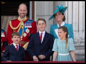 Prince George makes unexpected appearance with Charlotte and Louis