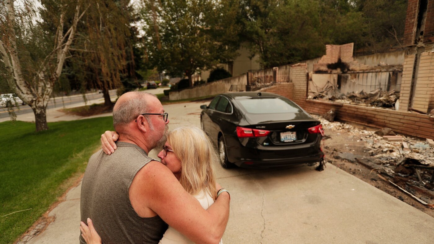 Spokane residents forced to evacuate as wildfires destroy homes : NPR