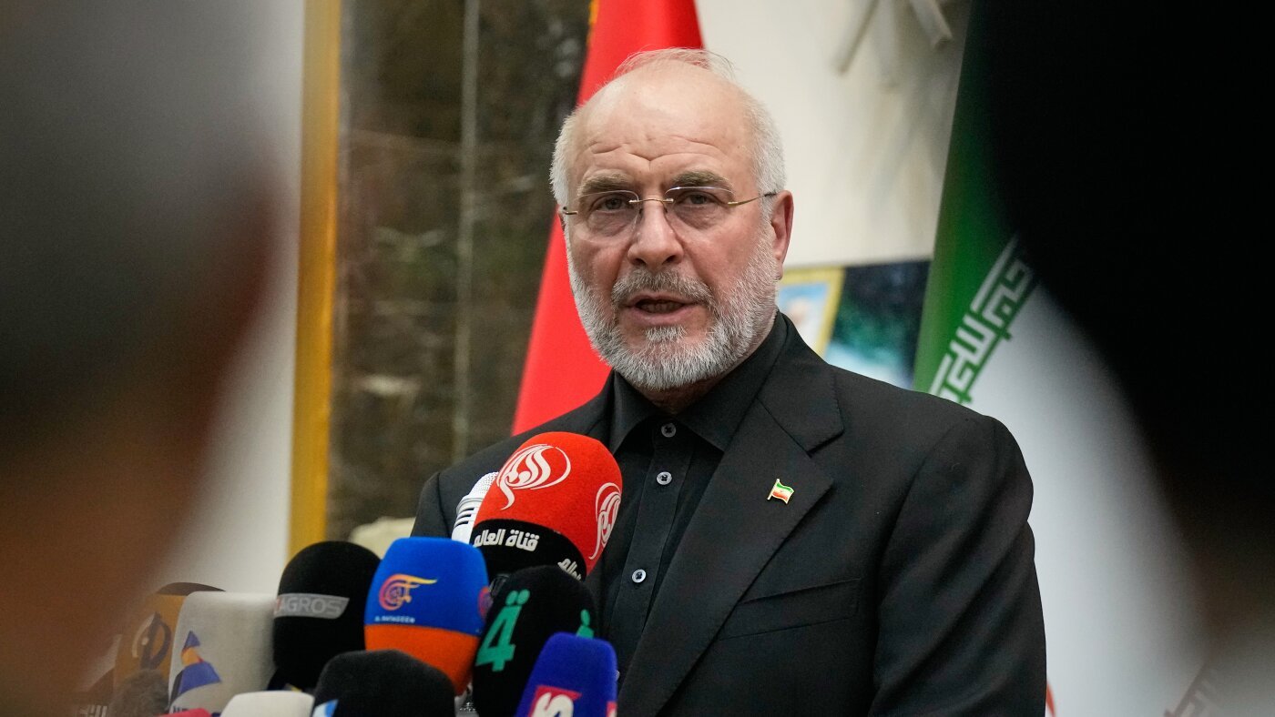 Top Iran official says US focus on economic warfare shows it has failed militarily : NPR