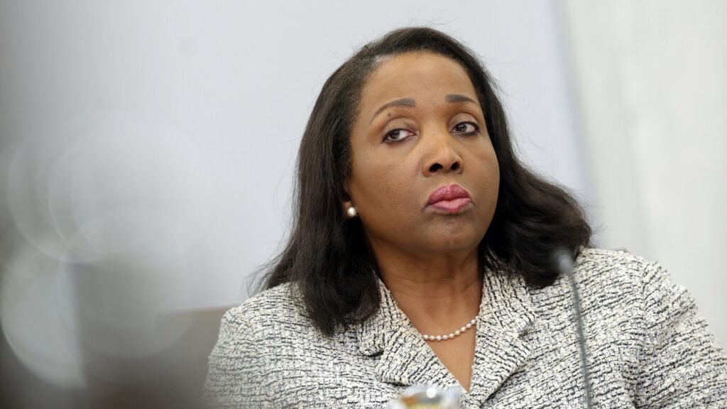 Trump renews push to fire Fed Governor Lisa Cook : NPR
