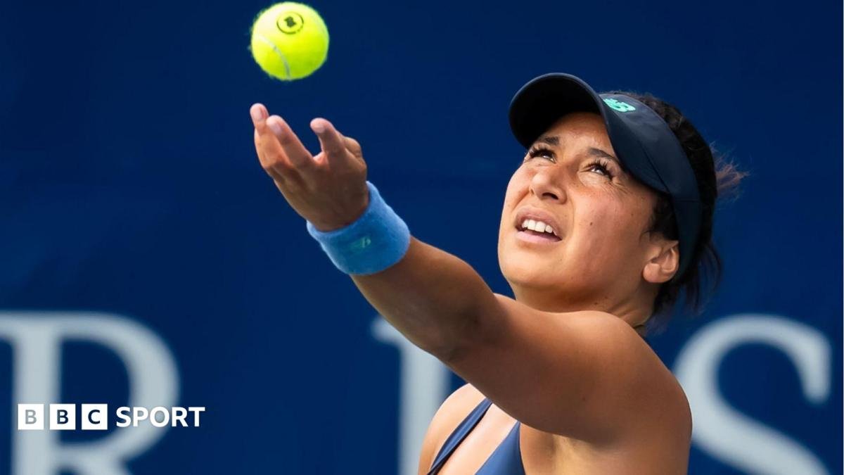 Heather Watson begins her service motion