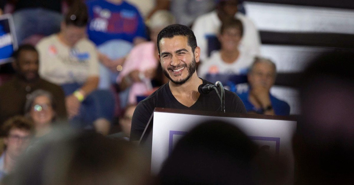 Both parties are fighting for Black voters in Detroit. El-Sayed just got backup.