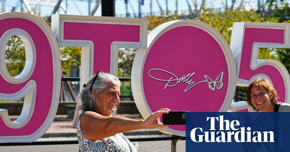 Dolly Parton Day declared in various cities and states across the US on 9/25 | Dolly Parton