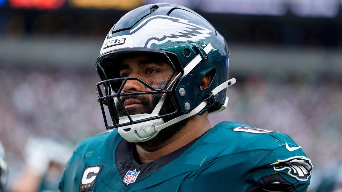 Eagles' Jordan Mailata Calls Out 'Clickbait' After Jeffery Simmons' Comments About Jalen Hurts