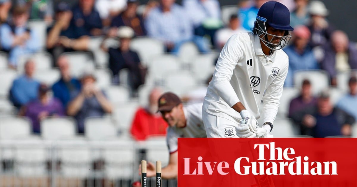 Leicestershire v Somerset, Nottinghamshire v Hampshire, and more: county cricket, day two – live | County Championship