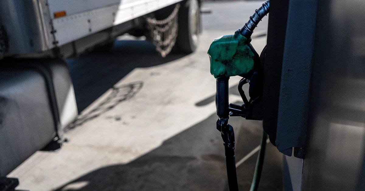 Oil prices rise 3% after strikes on crucial Saudi pipeline, repairs to take weeks