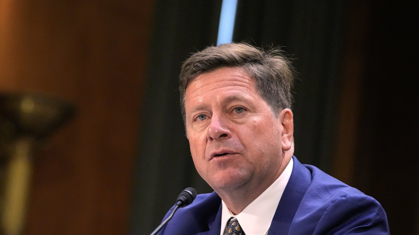 Trump names national intelligence chief Jay Clayton as new AI czar : NPR
